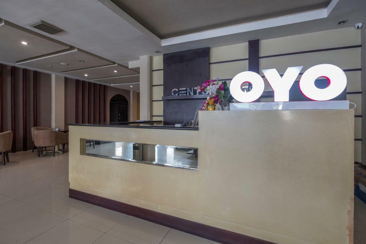 Oyo 1679 Hotel Century Makasar Zewnętrze zdjęcie